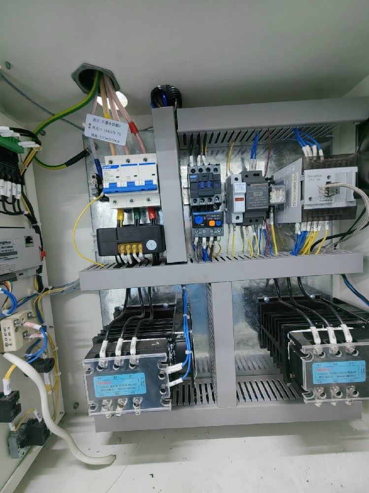 固态继电器与电力调整器区别？