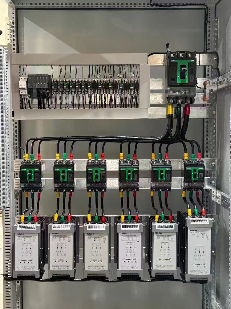 电力调整器输出电压过高怎么解决？